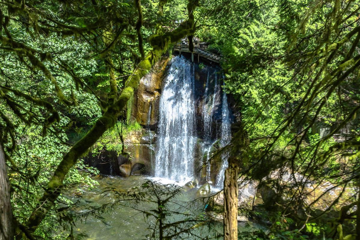 10 Most Spectacular Waterfalls In Washington State