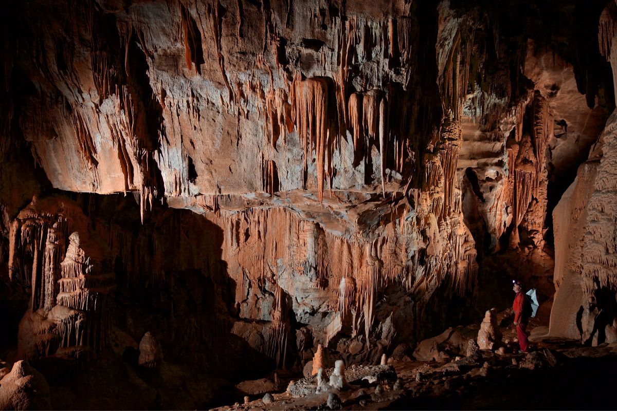 4 Best Caves In Pennsylvania To See